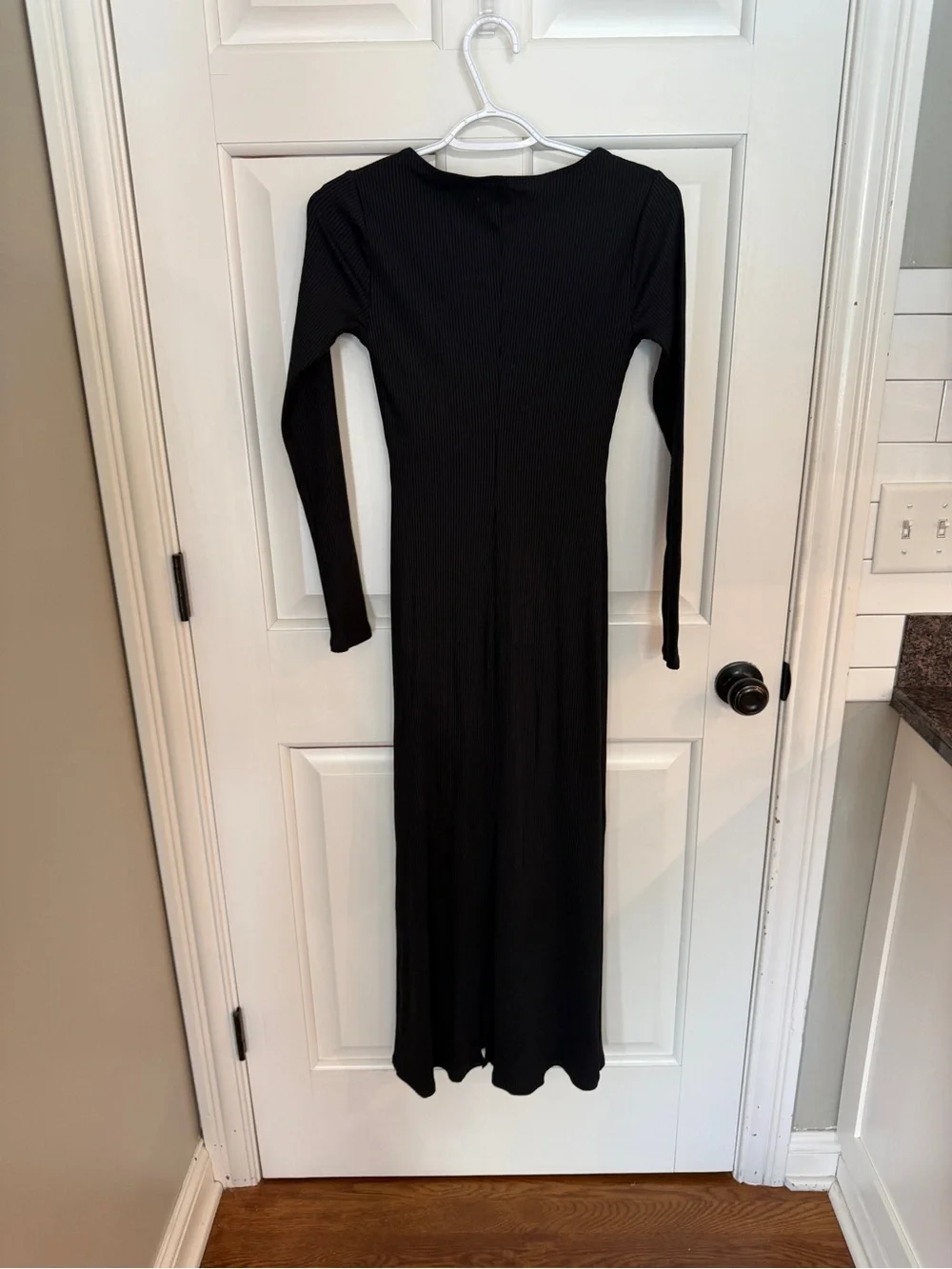 Abercrombie & Fitch Black Ribbed Long-Sleeve Square Neck Maxi 25579